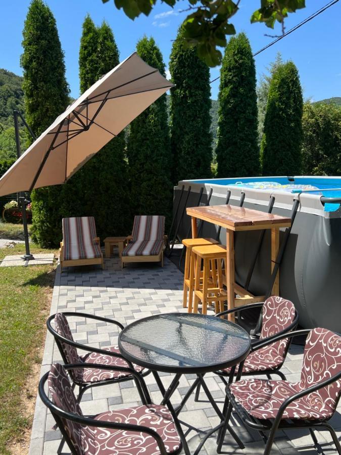 Studio Apartman Firdaus-Bihac, Dobrenica Bb Eksteriør billede